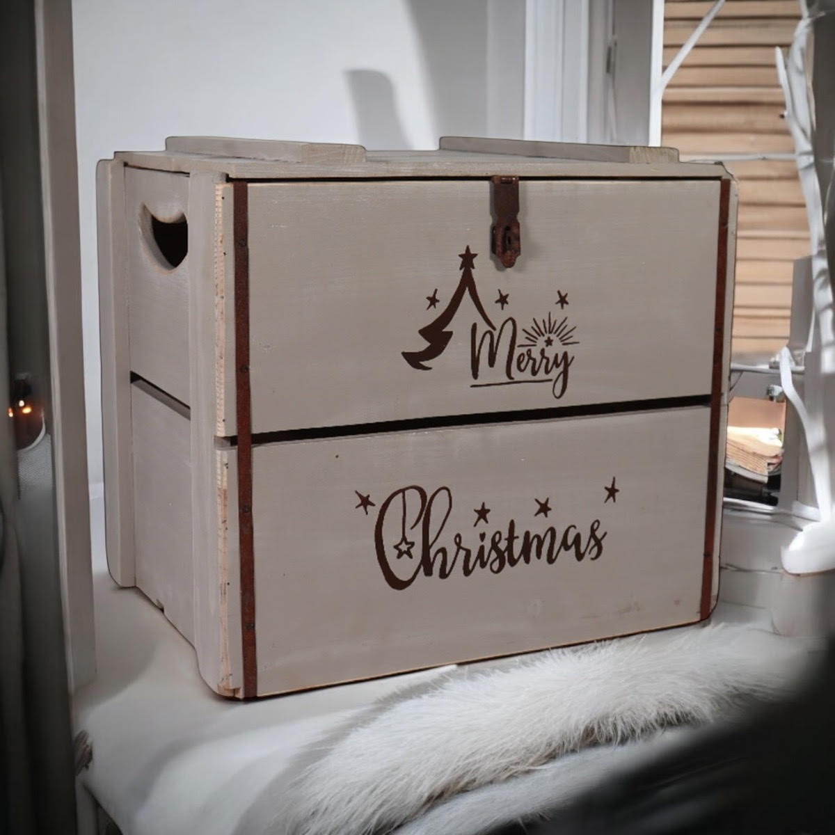 42CM RUSTIC GREY WOODEN BOX