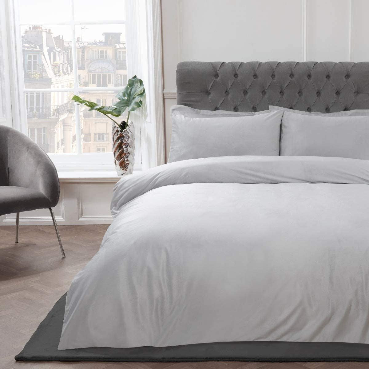 Matt Velvet Silver Bedding Set