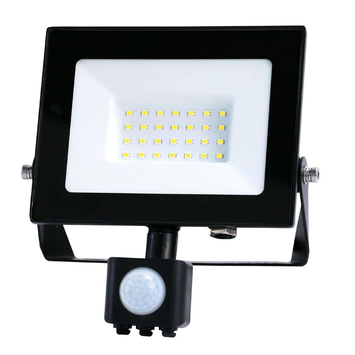 Eveready 30W IP44 LED PIR Floodlight - 3,150 Lumen - 4,000K Cool White